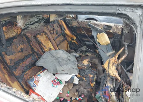 2003 Honda Accord 2.4 Ex from USA, damaged, VIN JHMCM56623C033237